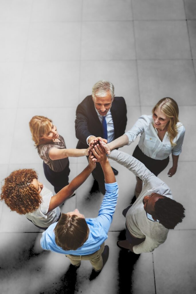 Team gibt High Five